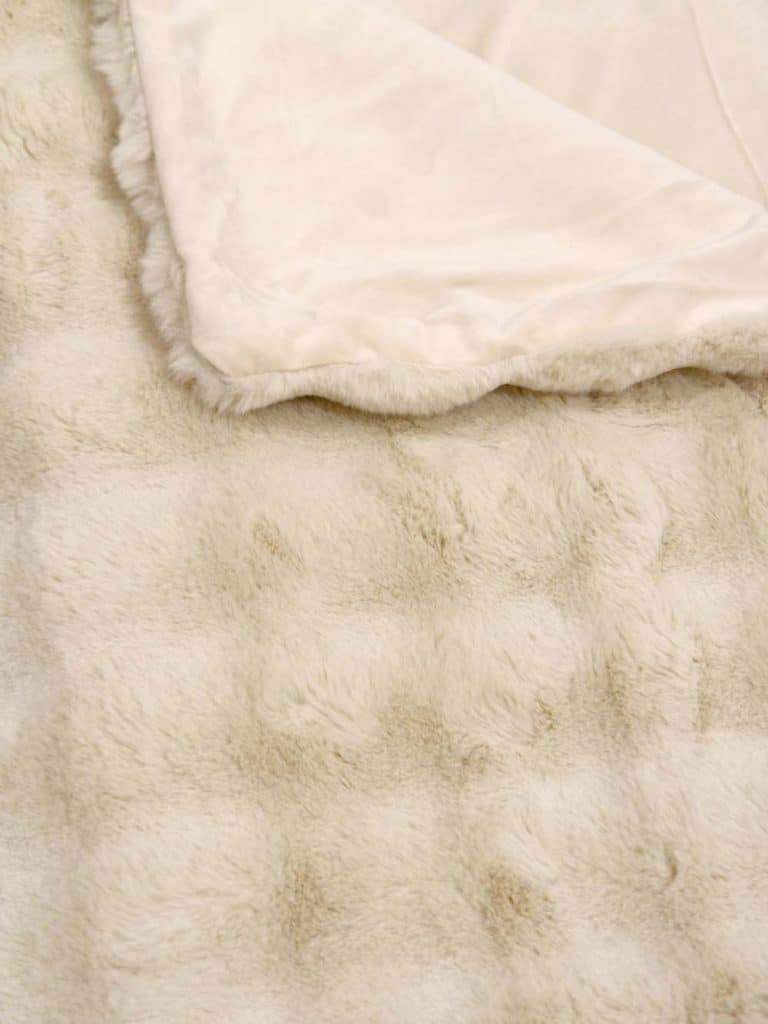 Faux Fur Throw - Cream - (Style/Size May Vary) | EPH Creative - Event ...