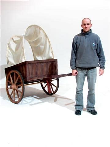 Small Pioneer Wagon Prop