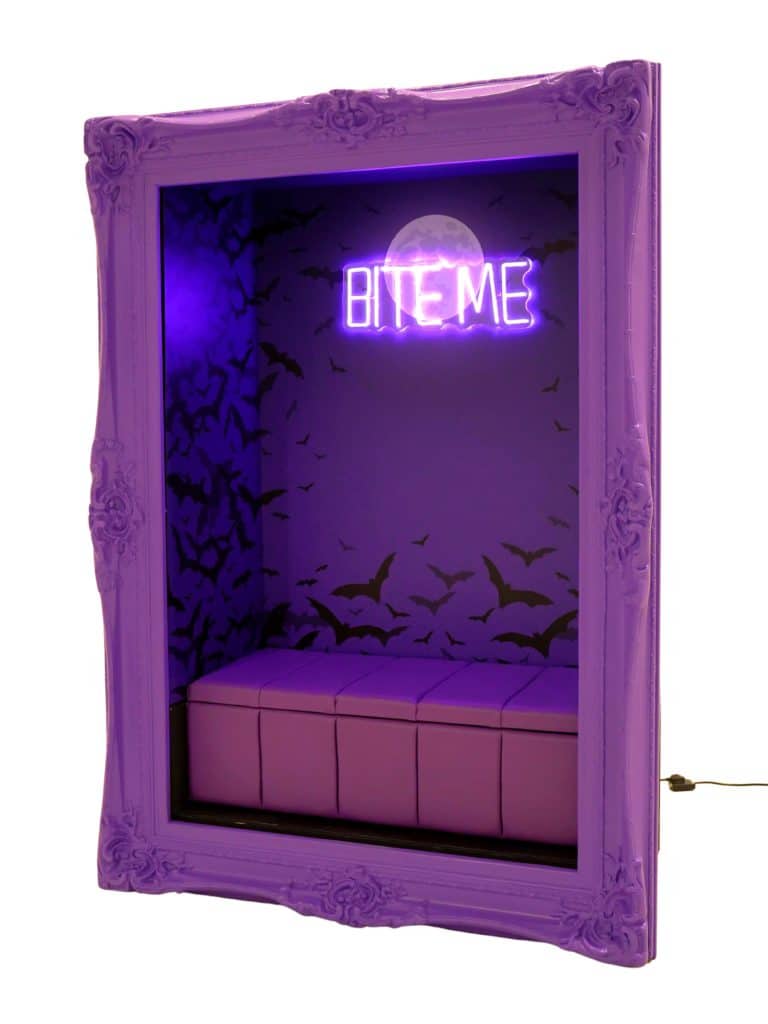 SN14708 _Frame Booth Seat - 'Bite Me' - Photo Op_event_prop_hire_EPH_Creative_009 copy _high_res